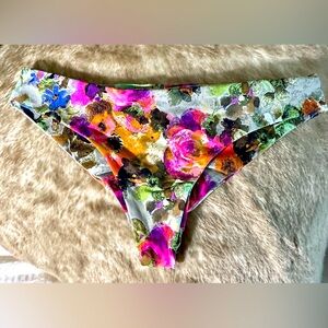 Boys And Arrows Floral Bikini Bottom Size Medium